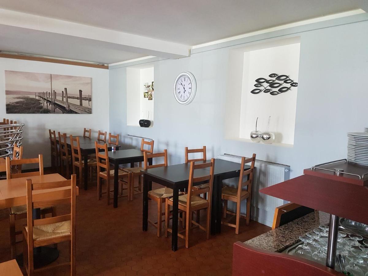 Auberge Le Guinefort Lehon Экстерьер фото